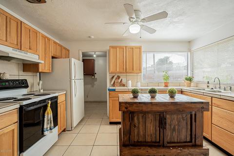 8230 E 3rd Pl, Tucson, AZ 85710 photo 14