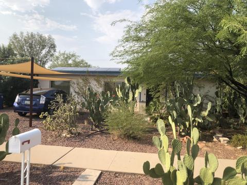 2729 E 19th St, Tucson, AZ 85716 photo 1