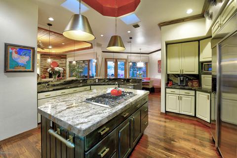 2890 N Fennimore Ave, Tucson, AZ 85749 photo 3