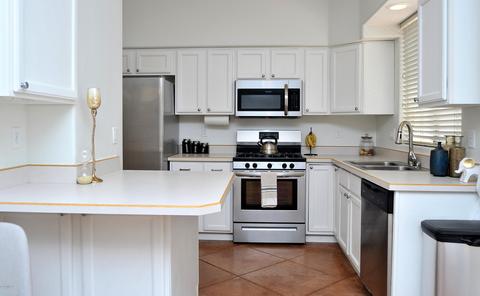 1514 E Painted Colt Loop, Tucson, AZ 85719 photo 9
