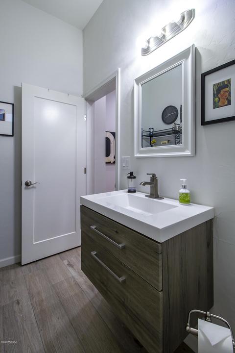 1802 E Silver St, Tucson, AZ 85719 photo 27