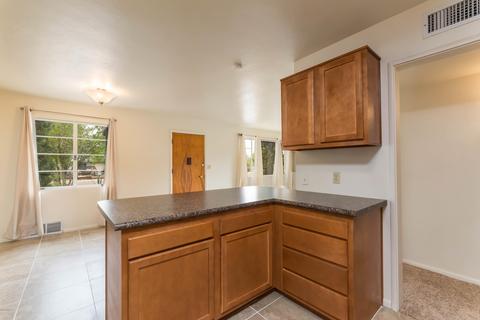 5686 E 21st St, Tucson, AZ 85711 photo 8
