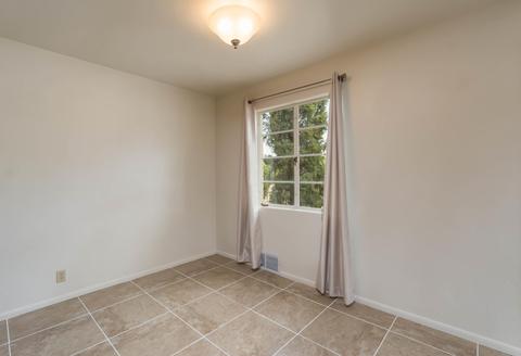 5686 E 21st St, Tucson, AZ 85711 photo 6