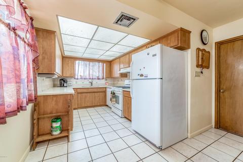 9200 E Palm Tree Dr, Tucson, AZ 85710 photo 13