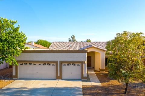 8596 E Olinga Ct, Tucson, AZ 85747 photo 2