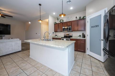 6526 E Brushback Loop, Tucson, AZ 85756 photo 6