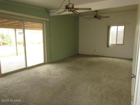 6747 E Montecito Dr, Tucson, AZ 85710 photo 13