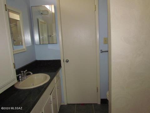 6747 E Montecito Dr, Tucson, AZ 85710 photo 21