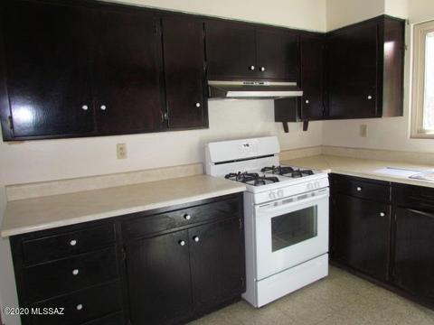 6747 E Montecito Dr, Tucson, AZ 85710 photo 10