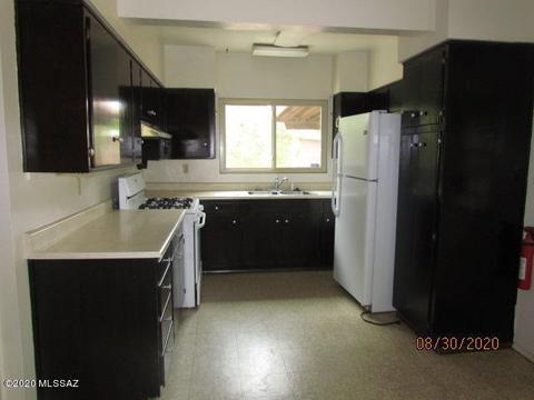 6747 E Montecito Dr, Tucson, AZ 85710 photo 9
