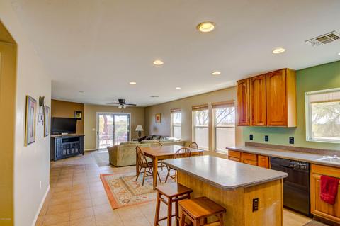 4900 E Desert Thorn Dr, Tucson, AZ 85756 photo 4