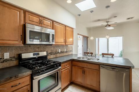 10420 Thunderbolt Dr, Tucson, AZ 85748 photo 17