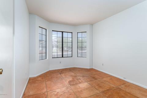 9012 N Eaglestone Loop, Tucson, AZ 85742 photo 16