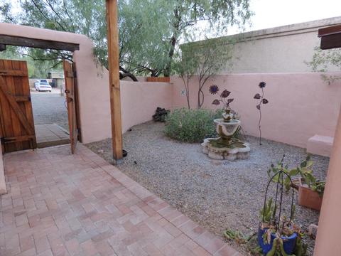 907 E Freeman Pl, Tucson, AZ 85719 photo 2