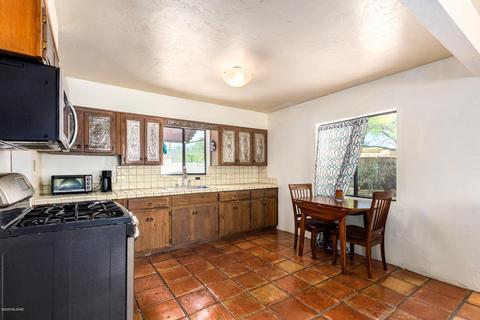 3930 E 17th St, Tucson, AZ 85711 photo 8