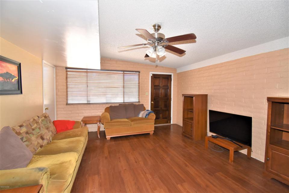  5742 E Camden St, Tucson, AZ 85712 photo 2