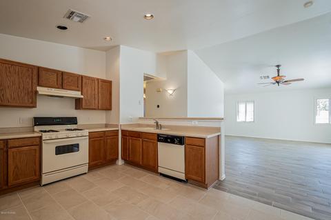 8822 E Mountain Spring Dr, Tucson, AZ 85747 photo 12