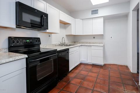 5726 E 2nd St, Tucson, AZ 85711 photo 10
