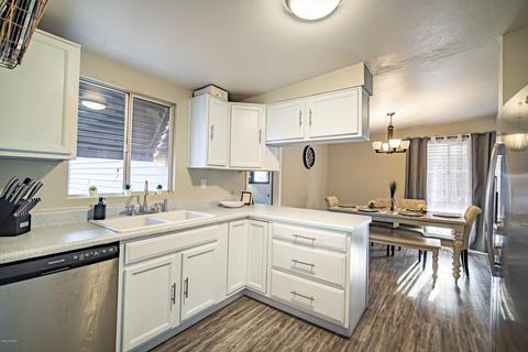 7241 E Sylvane Dr, Tucson, AZ 85710 photo 4