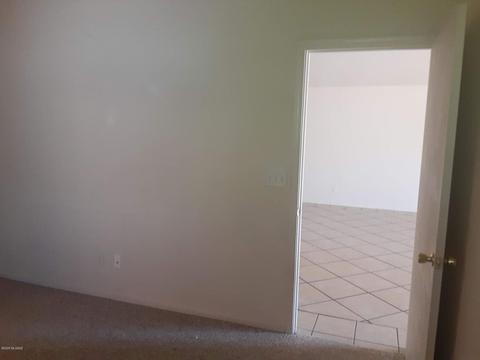 7042 E Mitchell Flyer Rd, Tucson, AZ 85730 photo 17