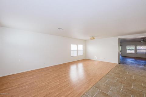 10377 E Haymarket St, Tucson, AZ 85747 photo 10