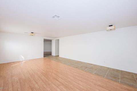 10377 E Haymarket St, Tucson, AZ 85747 photo 11