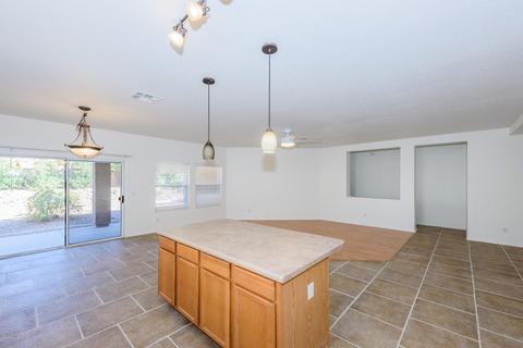 10377 E Haymarket St, Tucson, AZ 85747 photo 18