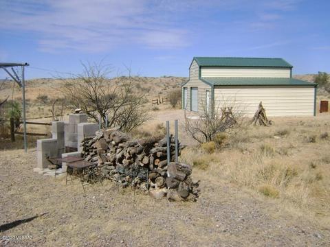 13367 S Grey Bear Rd, Willcox, AZ 85643 photo 2