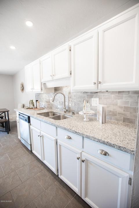 6982 E Nelson Dr, Tucson, AZ 85730 photo 11