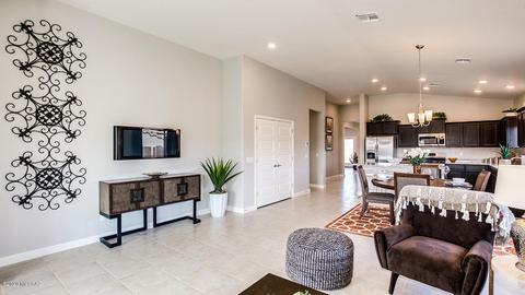 573 W Weldon St, Vail, AZ 85641 photo 6