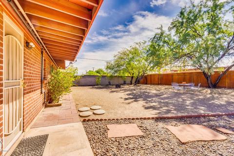 842 E Silver St, Tucson, AZ 85719 photo 24
