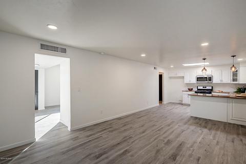 8671 E 24th St, Tucson, AZ 85710 photo 11