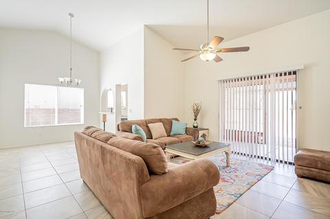 9161 N Eaglestone Loop, Tucson, AZ 85742 photo 6