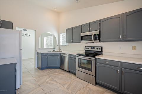 9161 N Eaglestone Loop, Tucson, AZ 85742 photo 13