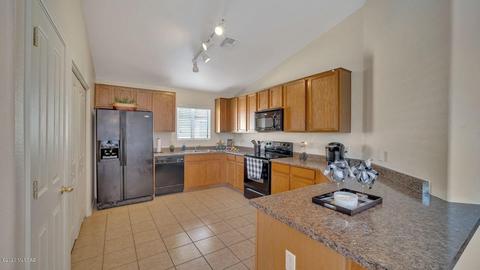 2333 E Calle Pelicano, Tucson, AZ 85706 photo 6