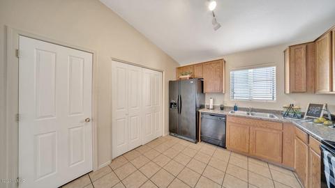 2333 E Calle Pelicano, Tucson, AZ 85706 photo 11