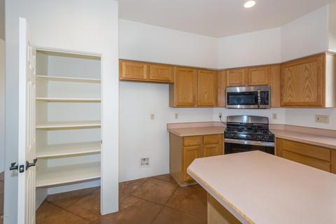 1532 E Painted Colt Loop, Tucson, AZ 85719 photo 7