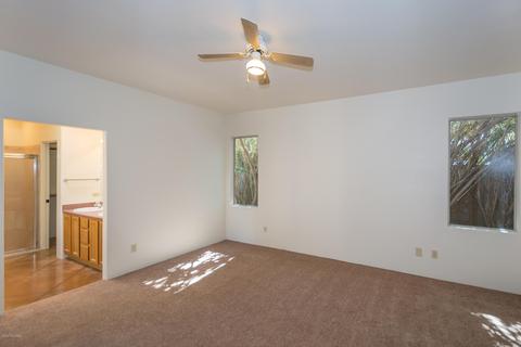 1532 E Painted Colt Loop, Tucson, AZ 85719 photo 17