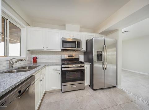 5843 E 28th St, Tucson, AZ 85711 photo 6