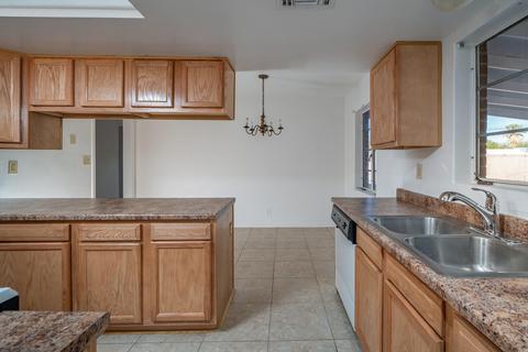 2243 E Spring St, Tucson, AZ 85719 photo 16