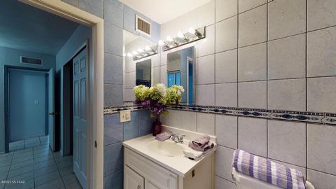 6600 E Hawk Dr, Tucson, AZ 85730 photo 8