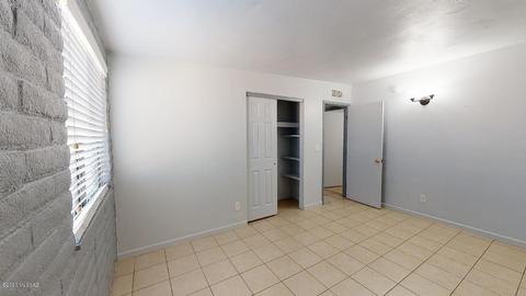 6600 E Hawk Dr, Tucson, AZ 85730 photo 10