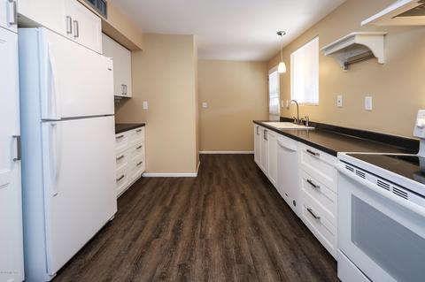 8448 E Beverly St, Tucson, AZ 85710 photo 6