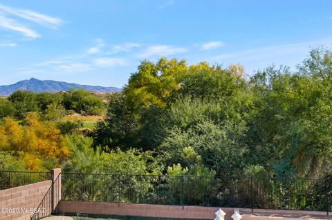 10687 S Silverbluff Dr, Vail, AZ 85641 photo 2