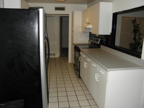 9844 E 33rd St, Tucson, AZ 85748 photo 9