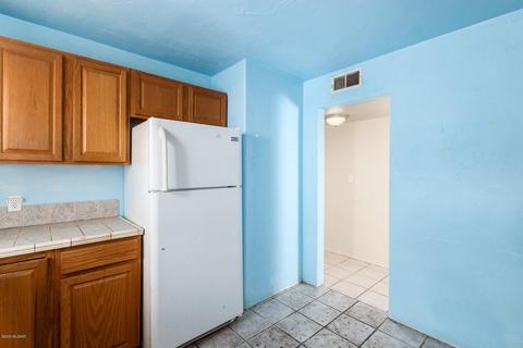 3249 E Silverlake Rd, Tucson, AZ 85713 photo 7