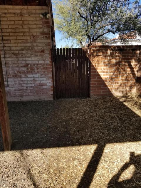 210 E Lee St, Tucson, AZ 85705 photo 2