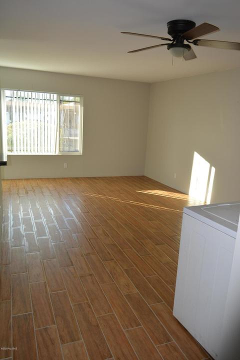 660 E River Rd #M, Tucson, AZ 85704 photo 7