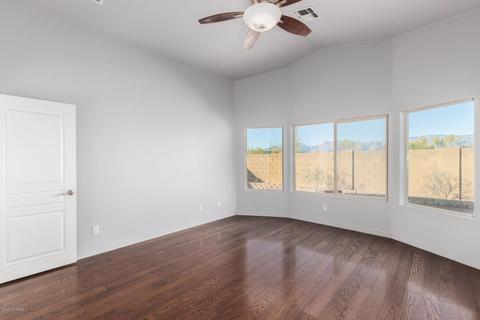 9679 E Belasco Loop, Tucson, AZ 85748 photo 12