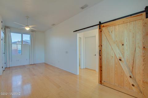 547 E Roger Rd, Tucson, AZ 85705 photo 26